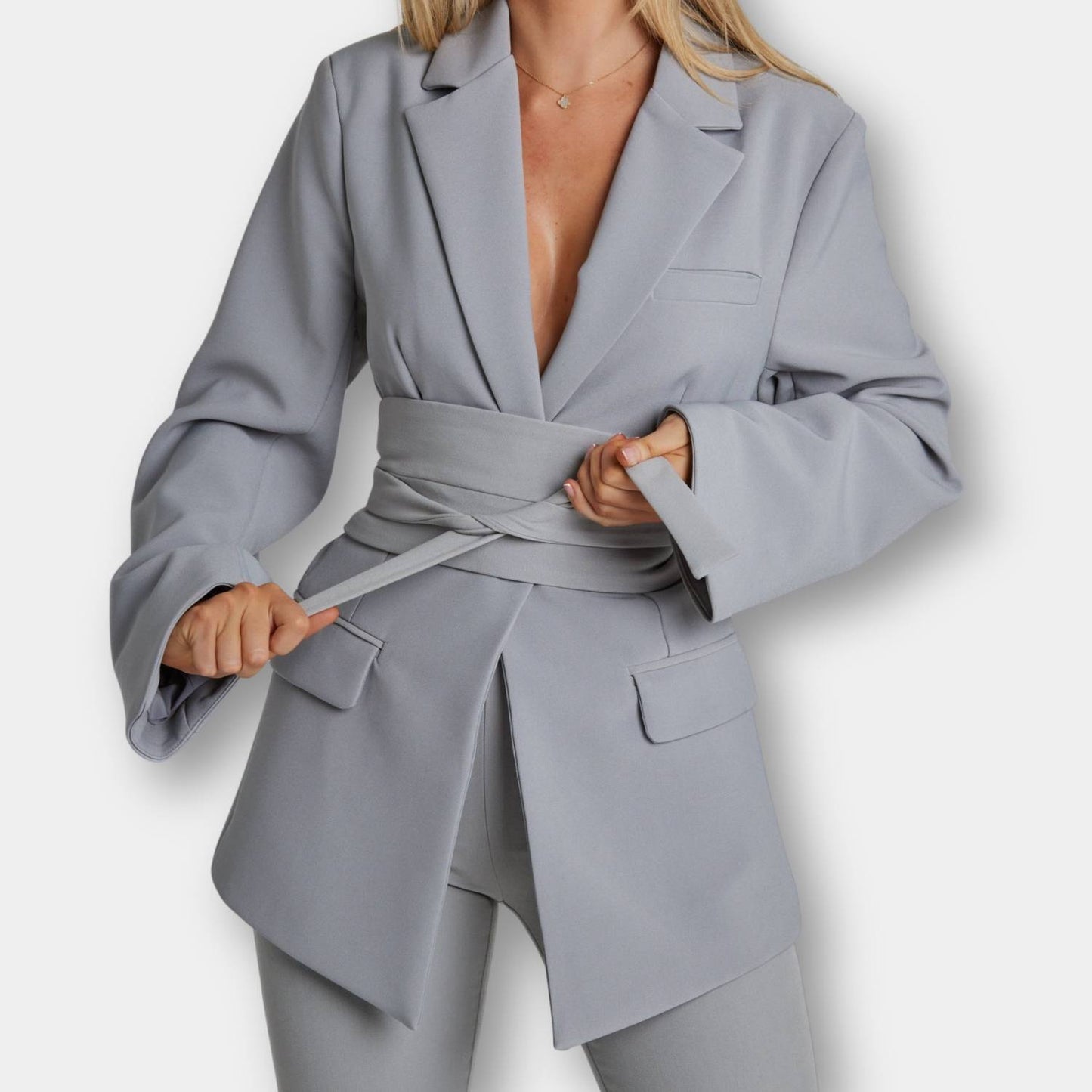 Elegant Blazer with Belt and Wide Sleeves for Women | Beitske